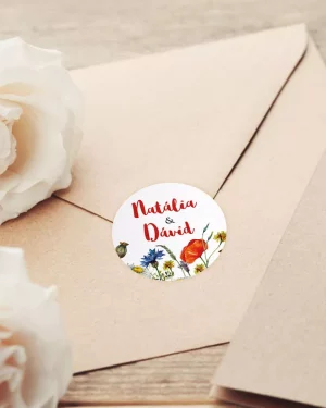 Mini nálepky na svadobné obálky alebo darčeky s motívom pestré poľné kvety